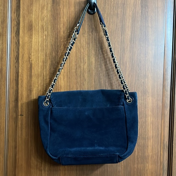 💙TORY BURCH💙 Marion Blue Suede Messenger Bag , Leather & Gold Chain Strap - Picture 3 of 10